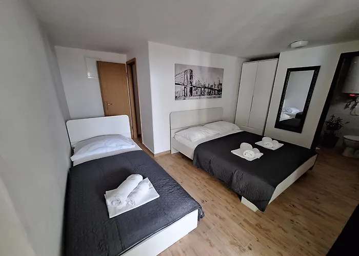 Apartment Loni 4 *